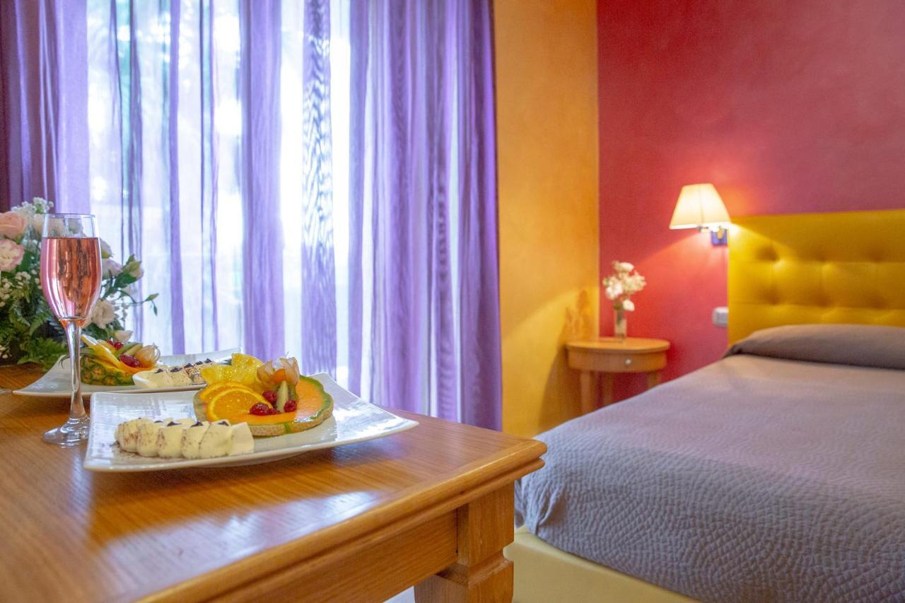 Maison Reale Bed and Breakfast Foggia Buitenkant foto